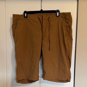 Columbia Bermuda shorts